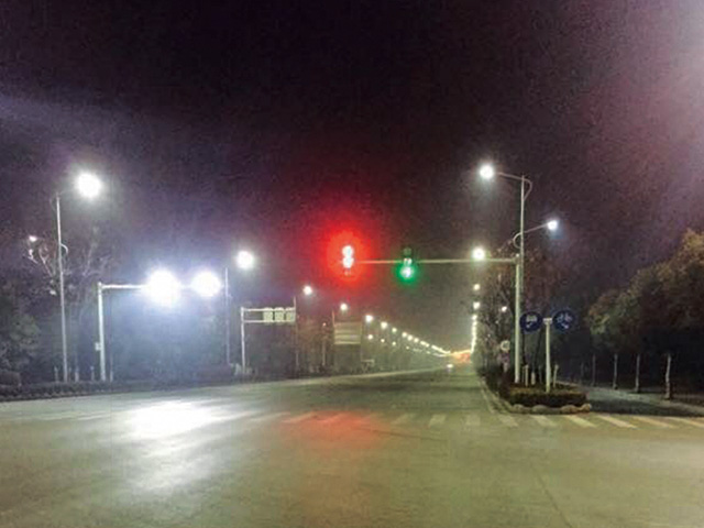 徐州閩江路125W，UST路燈效果